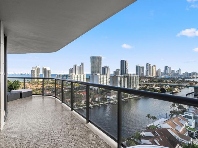 Apartment for sale  Unit #20B - photo 7505639