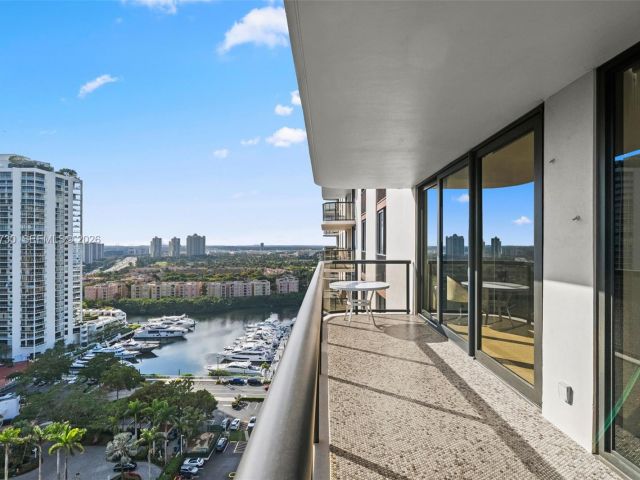 Apartment for sale  Unit #20B - photo 7505642