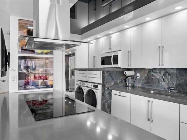 Apartment for sale  Unit #20B - photo 7505651