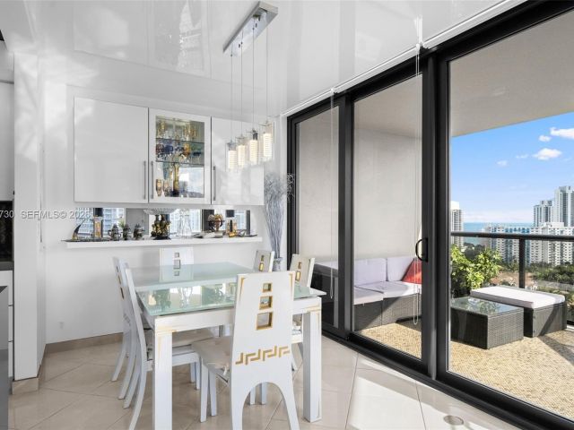 Apartment for sale  Unit #20B - photo 7505653