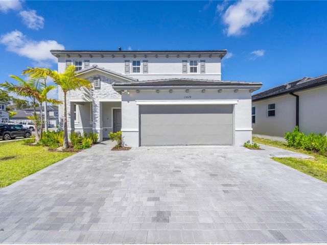 Home for sale at 13629 SW 186th Ln - photo 7526678