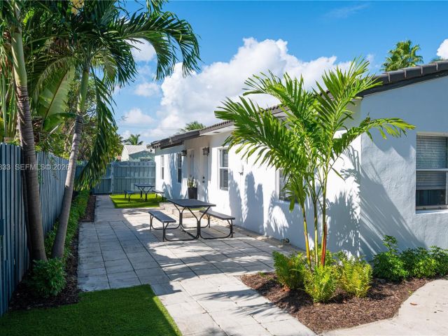 Home for sale at 1236 NE 16th Ave - photo 7482737