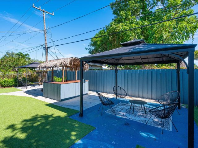 Home for sale at 1236 NE 16th Ave - photo 7482738