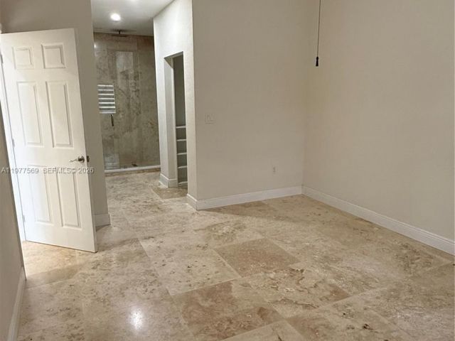 2-bedroom home for rent in Homestead - 3227 NE 11th Dr 3227 - MondialRealty