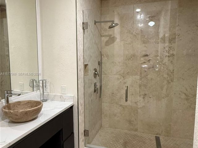 2-bedroom home for rent in Homestead - 3227 NE 11th Dr 3227 - MondialRealty