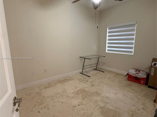 2-bedroom home for rent in Homestead - 3227 NE 11th Dr 3227 - MondialRealty