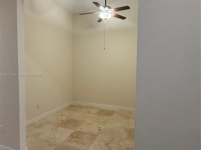 2-bedroom home for rent in Homestead - 3227 NE 11th Dr 3227 - MondialRealty