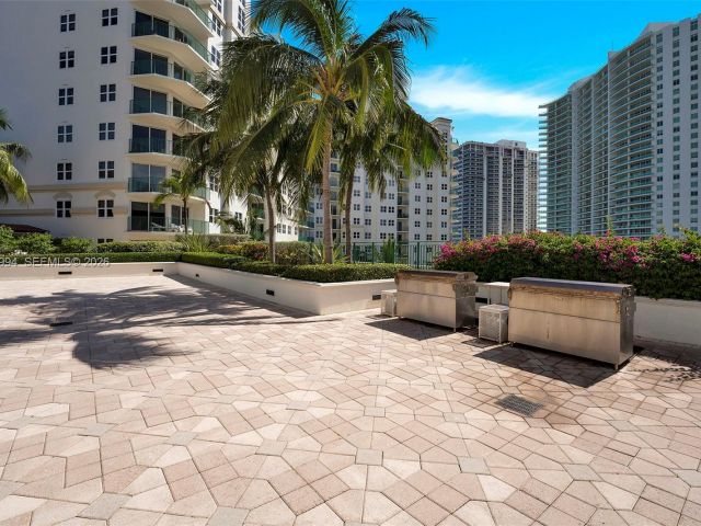 Apartment for rent  Unit #PH06 - photo 7506528