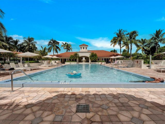 Apartment for rent  Unit #PH06 - photo 7506530