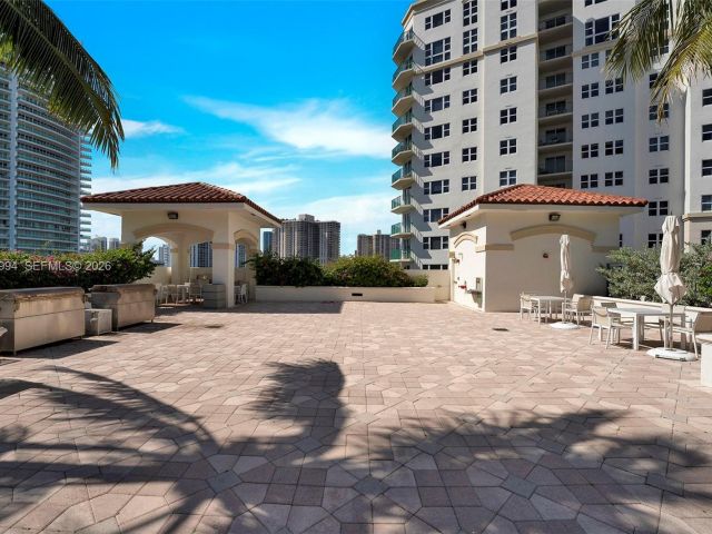 Apartment for rent  Unit #PH06 - photo 7506531