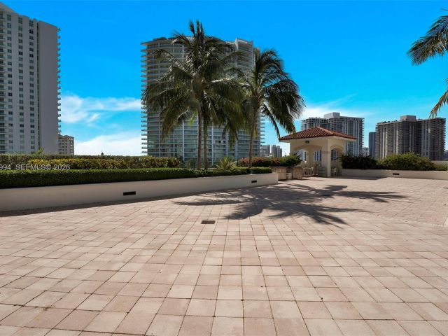 Apartment for rent  Unit #PH06 - photo 7506532