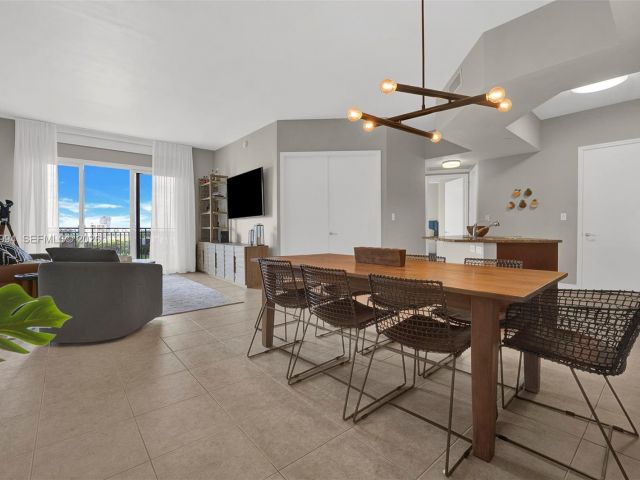 Apartment for rent  Unit #PH06 - photo 7506539