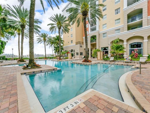 Apartment for sale  Unit #1810 - photo 7512640