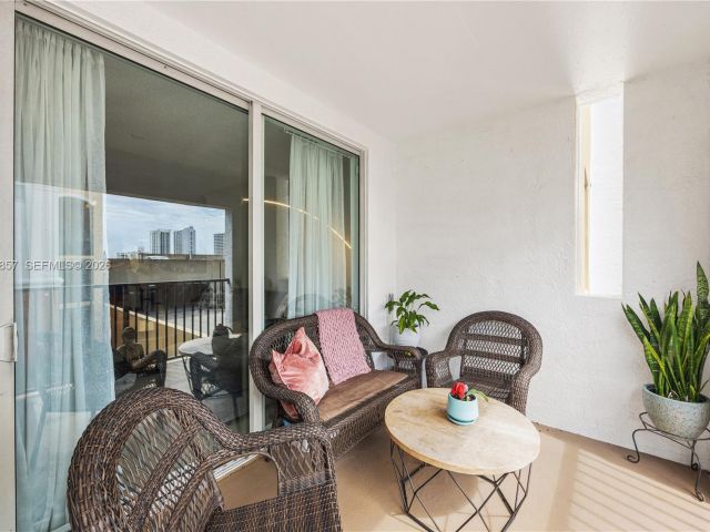 Apartment for sale  Unit #1810 - photo 7512655