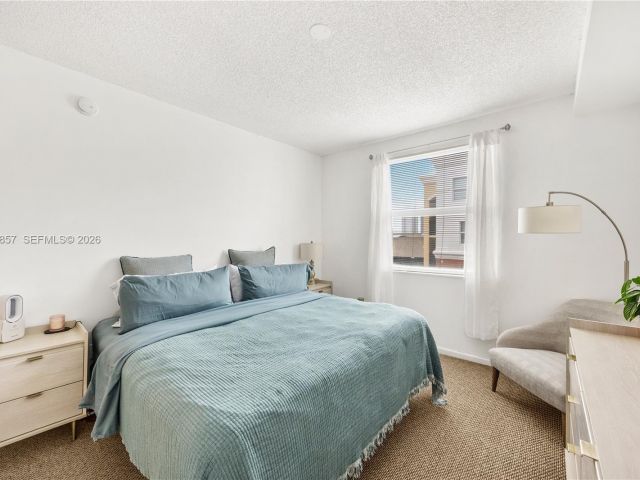 Apartment for sale  Unit #1810 - photo 7512657