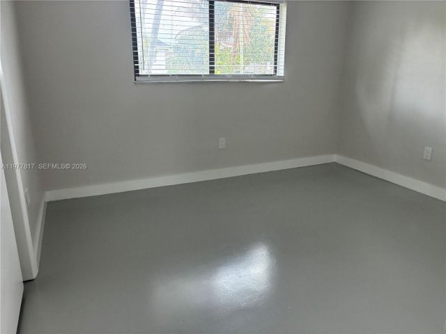 3-bedroom home for rent in North Miami Beach - 490 NE 170th St - MondialRealty