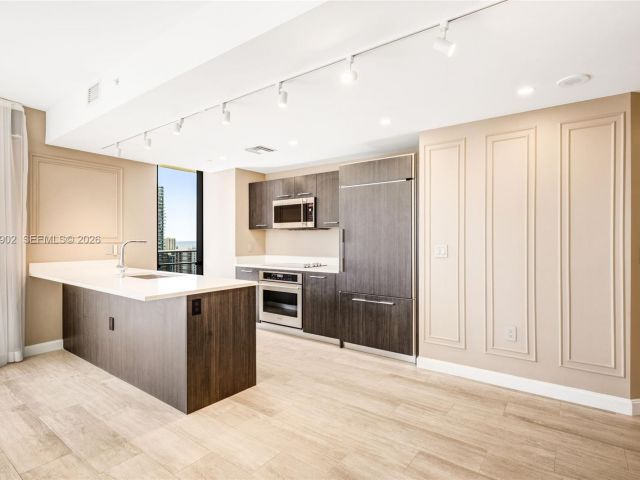 Apartment for rent  Unit #2303 - photo 7517190