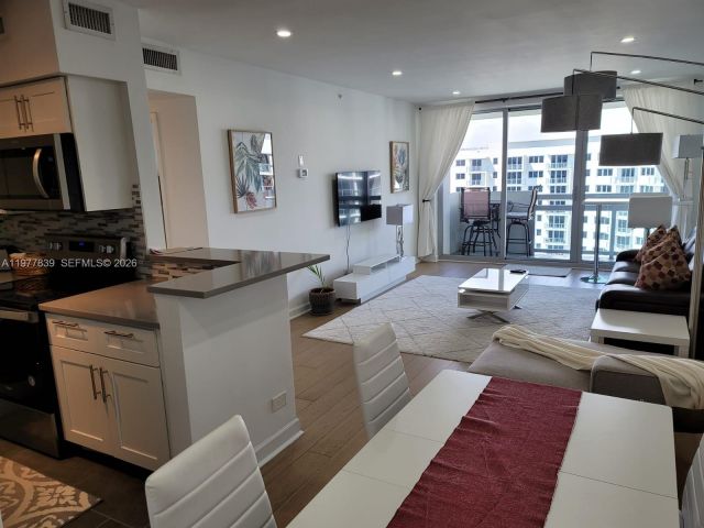 Apartment for rent  Unit #1566S - photo 7508015