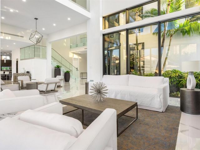 Home for rent at 3367 NE 168th St __ - photo 7481133