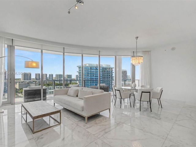 Apartment for sale  Unit #904 - photo 7498126