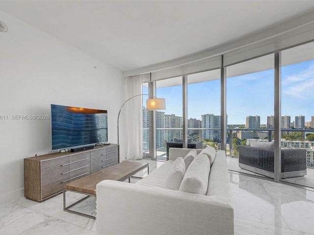 Apartment for sale  Unit #904 - photo 7498127