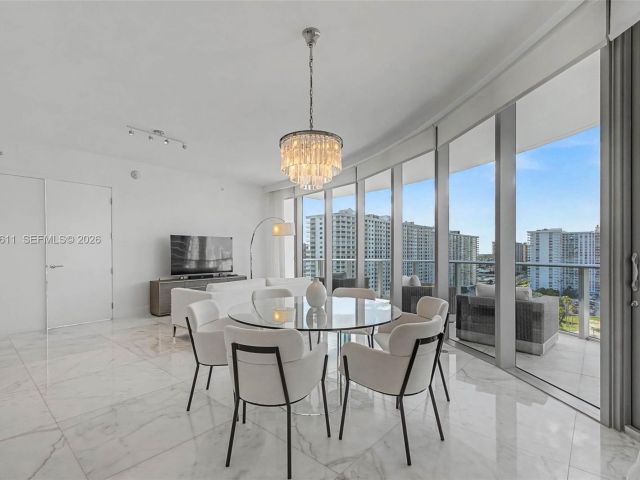 Apartment for sale  Unit #904 - photo 7498128