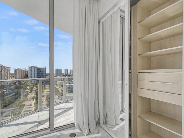 Apartment for sale  Unit #904 - photo 7498139