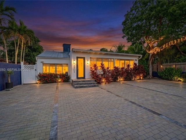 Home for rent at 3305 NE 16th Ct - photo 7518284