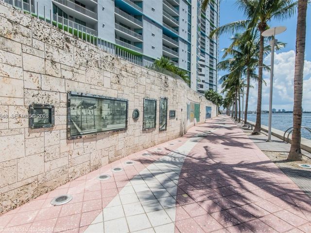 Apartment for rent  Unit #2415 - photo 7487243