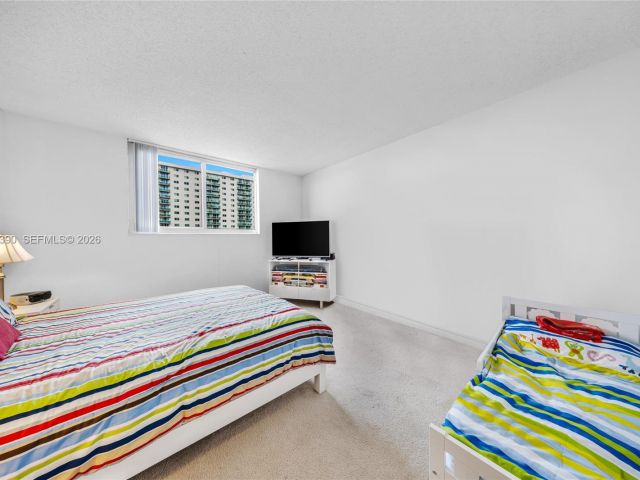 Apartment for sale  Unit #502 - photo 7491948