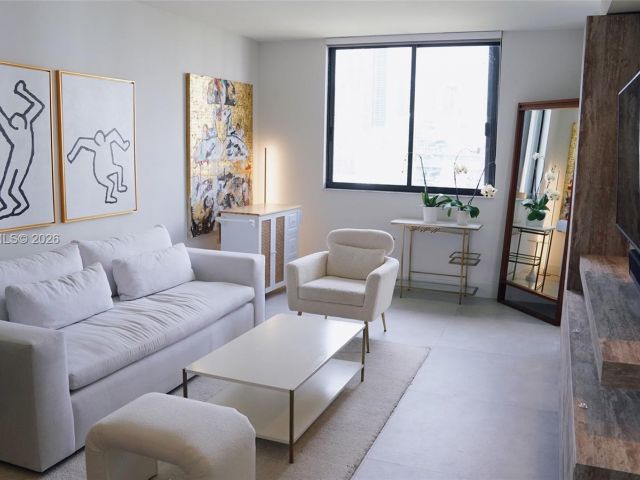 Apartment for sale  Unit #1711 - photo 7469791