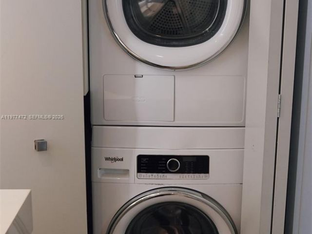 Apartment for sale  Unit #1711 - photo 7469798