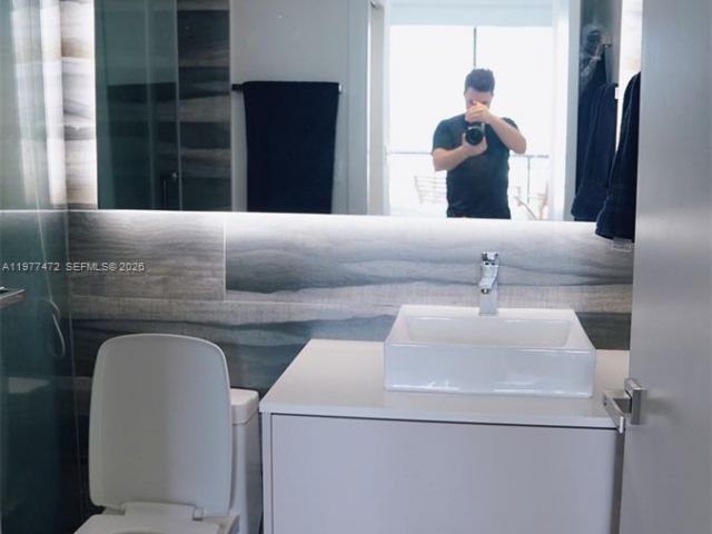 Apartment for sale  Unit #1711 - photo 7469799