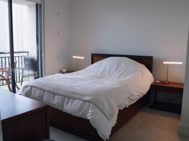 Apartment for sale  Unit #1711 - photo 7469801