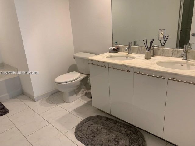 Apartment for sale  Unit #1107 - photo 7461550