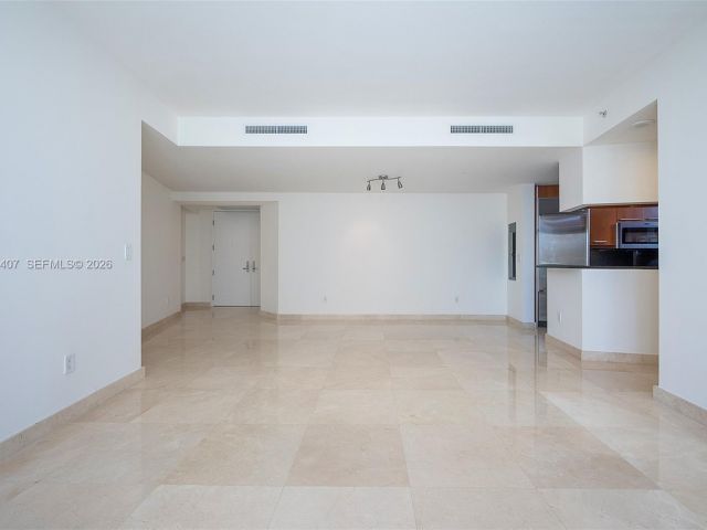 Apartment for sale  Unit #901 - photo 7471732