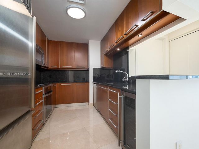 Apartment for sale  Unit #901 - photo 7471747