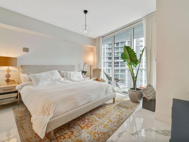 Apartment for rent  Unit #2804 - photo 7510858