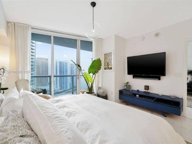 Apartment for rent  Unit #2804 - photo 7510859