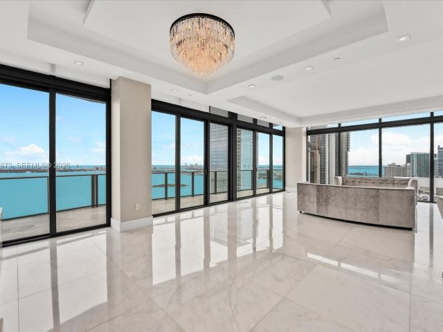 Apartment for rent  Unit #4104 - photo 7493400