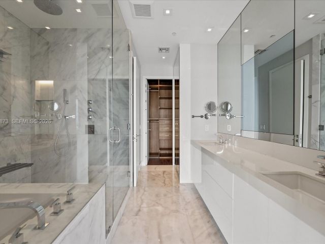 Apartment for rent  Unit #4104 - photo 7493405