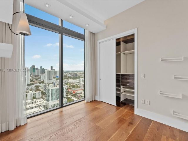 Apartment for rent  Unit #4104 - photo 7493408