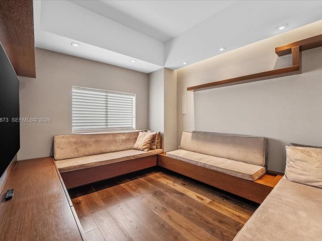 Apartment for rent  Unit #4104 - photo 7493411