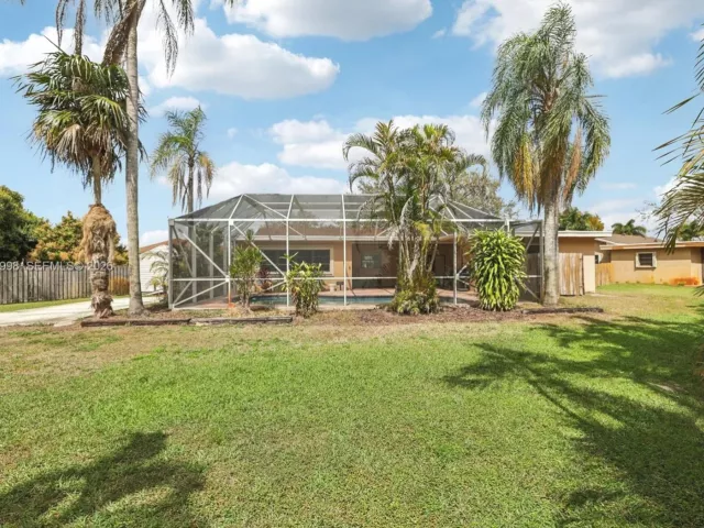 Home for sale at 11744 SW 53rd Ct - photo 7450931