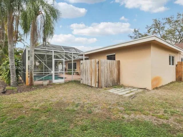 Home for sale at 11744 SW 53rd Ct - photo 7450933