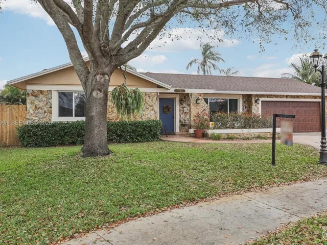 Home for sale at 11744 SW 53rd Ct - photo 7450919