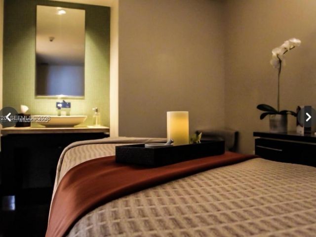 Apartment for sale  Unit #3704 - photo 7467366