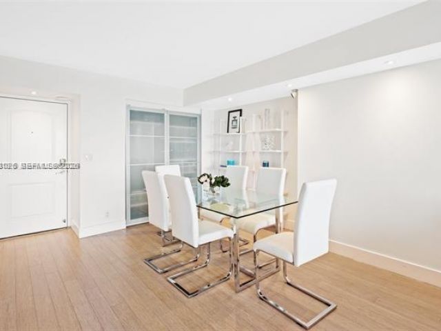 Apartment for rent  Unit #1407 - photo 7527572