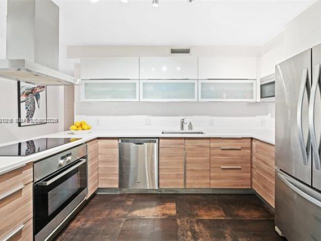 Apartment for rent  Unit #1407 - photo 7527576