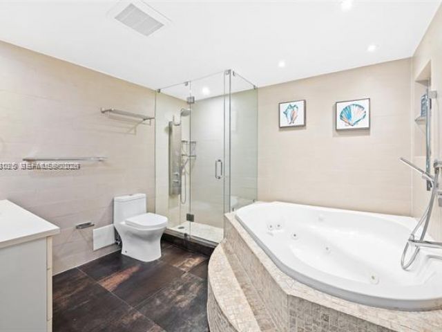 Apartment for rent  Unit #1407 - photo 7527582